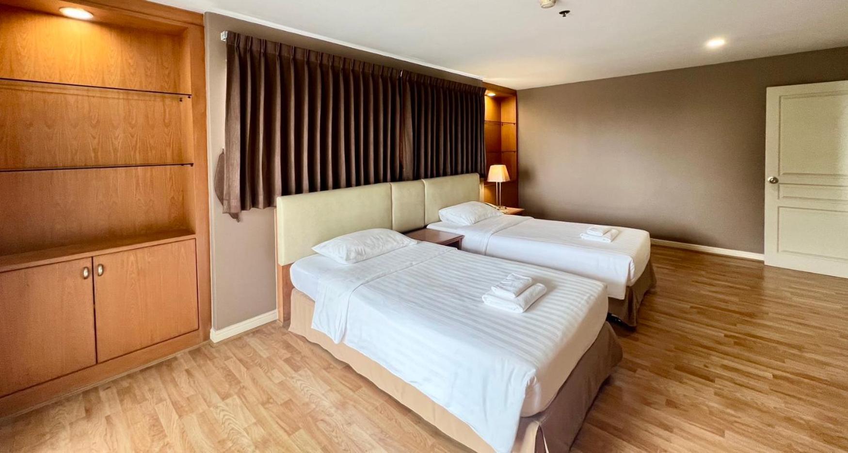 Bu Place Hotel Bangkok Exterior photo