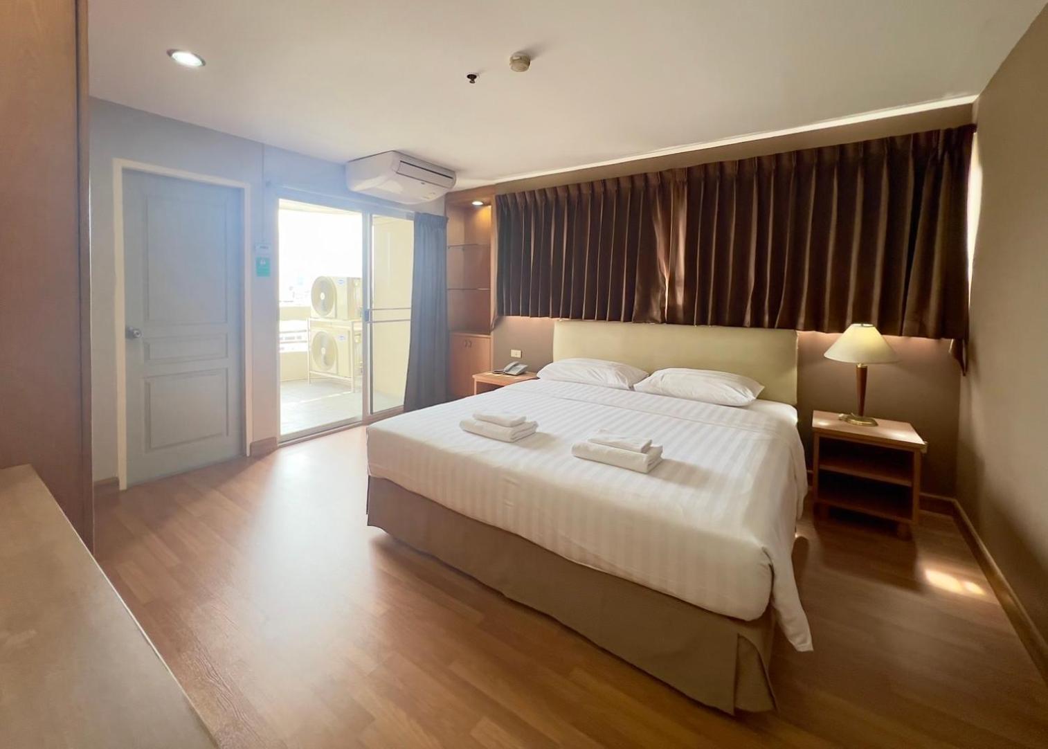 Bu Place Hotel Bangkok Exterior photo