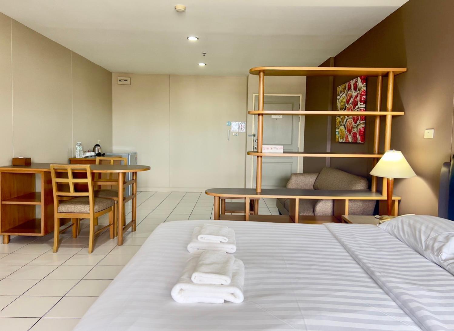 Bu Place Hotel Bangkok Exterior photo